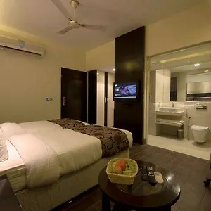Good Times 3*, Delhi (National Capital Territory of India) India